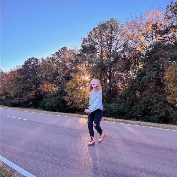 meet me✨ like this to bookmark my closet ;) - Picture 6 of 6